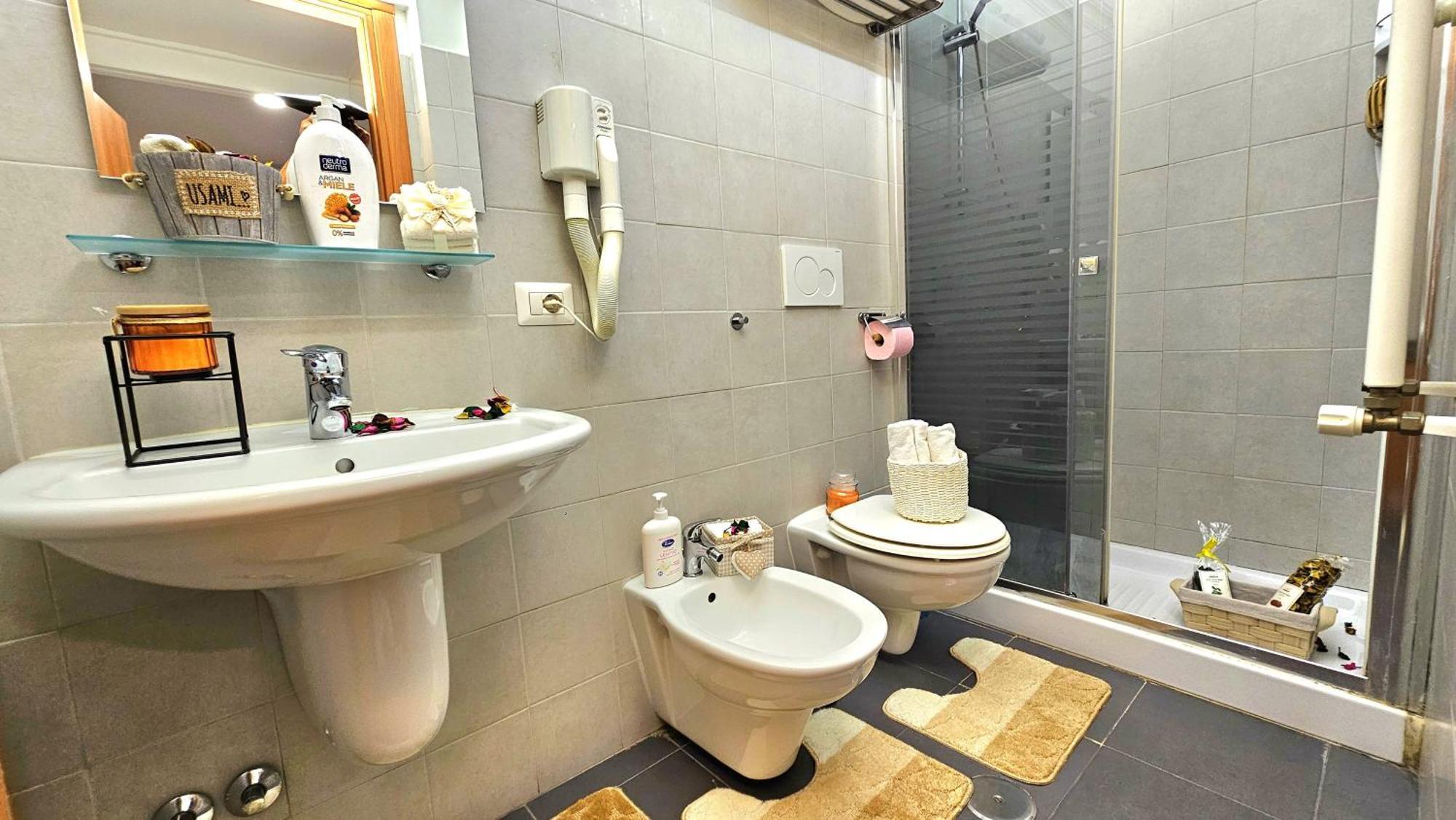 A Casa Simpatia - Check-In Via Bixio, 41 Hotel Rome Luaran gambar